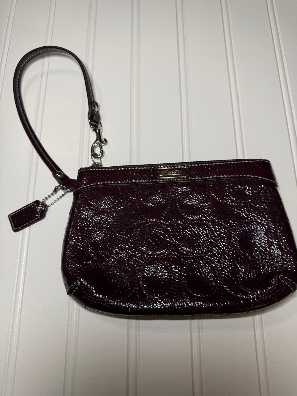 Coach Purple Quilted Patent Leather Zip Wristlet EUC
